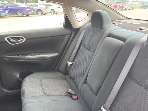 Used 2019 Nissan Sentra SR FWD image 37