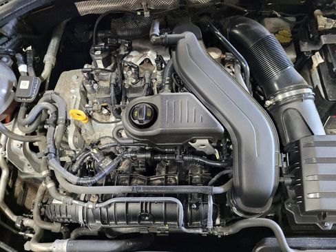 Used 2024 Volkswagen Jetta SE FWD image 30