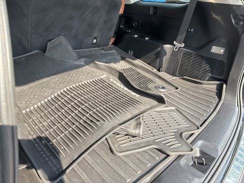 Used 2019 Toyota Highlander Limited AWD/4WD image 51