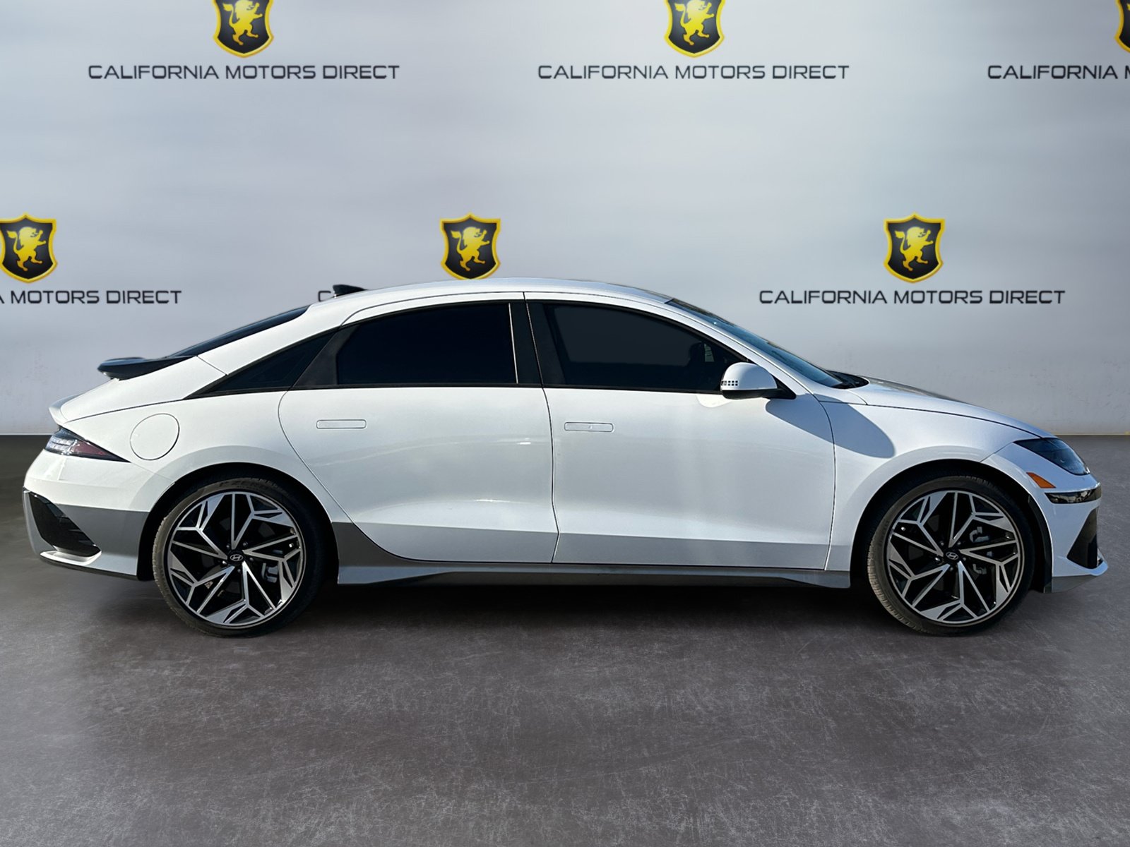 Used 2024 Hyundai Ioniq 6 SEL RWD image 6