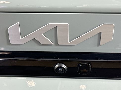 Used 2025 Kia K4 LXS image 28
