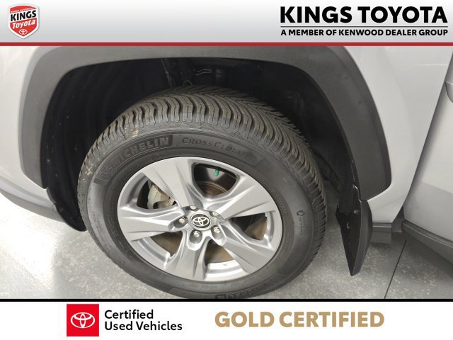Used 2022 Toyota RAV4 XLE w/ Convenience Package FWD image 23