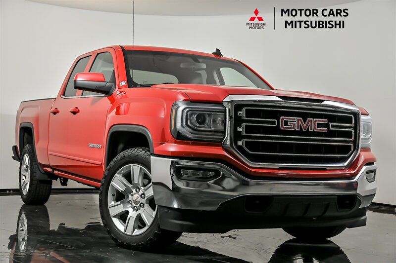 Used 2019 GMC Sierra 1500 SLE w/ SLE Value Package AWD/4WD image 1