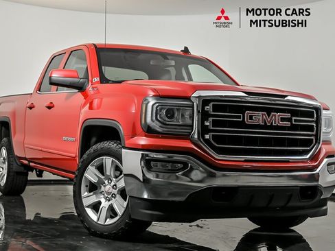 Used 2019 GMC Sierra 1500 SLE w/ SLE Value Package AWD/4WD image 1