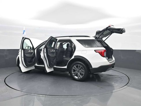 New 2026 Ford Explorer Active w/ Active Comfort Package AWD/4WD image 70
