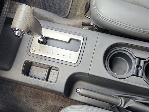 Used 2015 Nissan Xterra S image 14