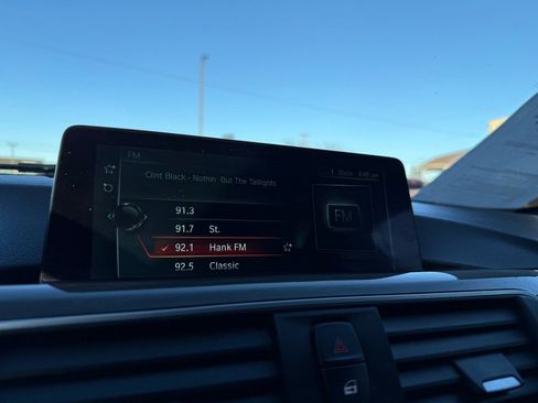 Used 2017 BMW 330i I image 32