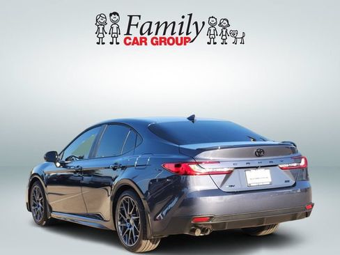 Used 2026 Toyota Camry SE w/ Multimedia Upgrade Package FWD image 3