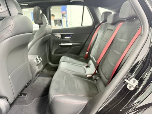 Used 2024 Mercedes-Benz GLC 43 AMG 4MATIC image 16