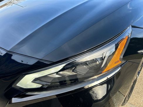 Used 2024 Nissan Altima 2.5 SR w/ SR Premium Package image 7