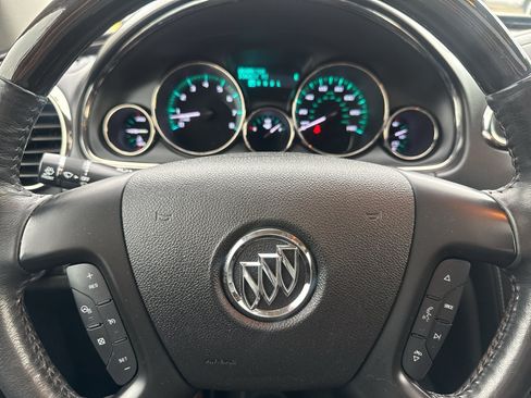 Used 2017 Buick Enclave Leather AWD/4WD image 12