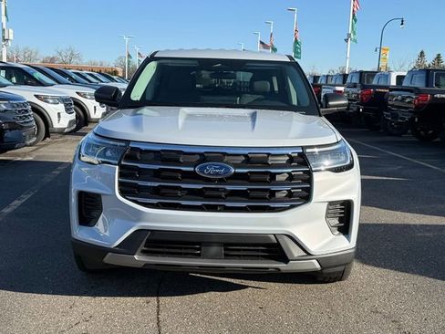 New 2026 Ford Explorer Active image 3
