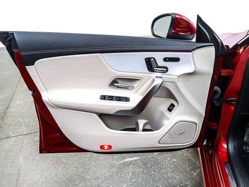 Certified 2023 Mercedes-Benz CLA 250 image 22