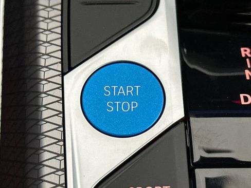 Used 2025 BMW i4 eDrive40 w/ Premium Package image 22