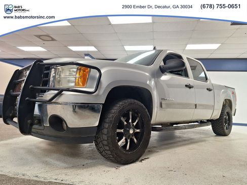 Used 2011 GMC Sierra 1500 SLE w/ Power Tech Package AWD/4WD image 7
