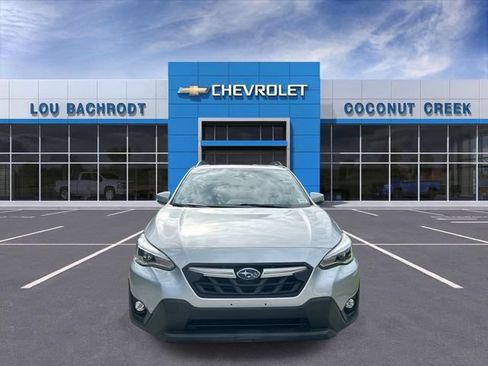 Used 2021 Subaru Crosstrek 2.5i Limited w/ Moonroof Package 1 AWD/4WD image 3