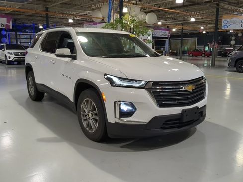 Used 2023 Chevrolet Traverse LT AWD/4WD image 5