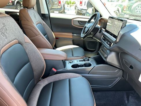 New 2026 Ford Bronco Sport Outer Banks w/ Outer Banks Tech Package+ AWD/4WD image 17