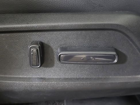 Used 2023 Honda Pilot EX-L image 33