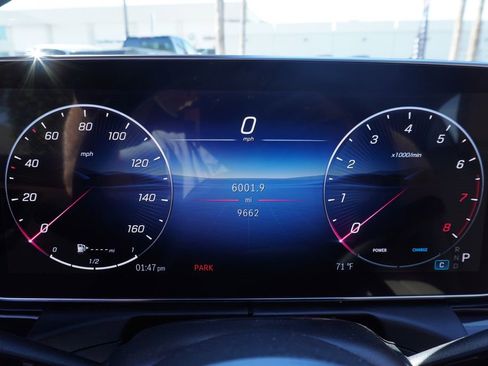 Used 2025 Mercedes-Benz C 300 Sedan image 20