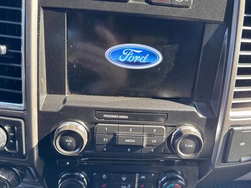 Used 2016 Ford F150 XLT w/ Equipment Group 302A Luxury image 10