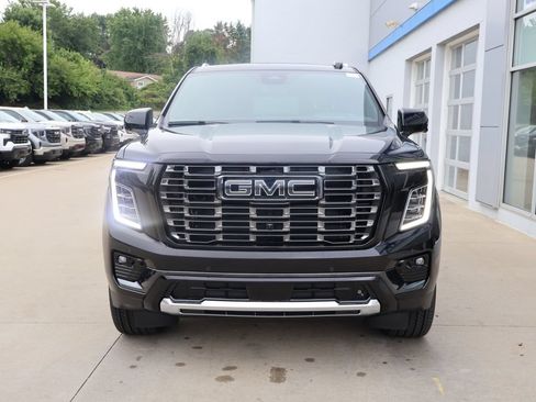 New 2026 GMC Yukon Denali Ultimate AWD/4WD image 5