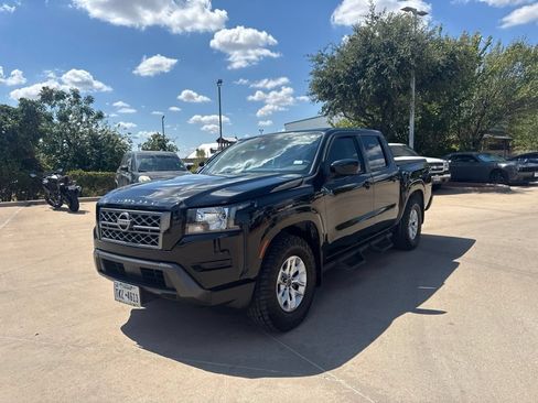 Certified 2024 Nissan Frontier SV w/ Tow Package RWD image 1