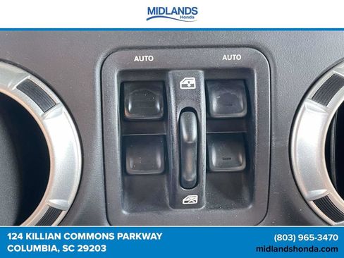Used 2016 Jeep Wrangler Unlimited Rubicon AWD/4WD image 23