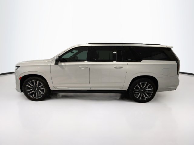Used 2021 Cadillac Escalade ESV Sport Platinum AWD/4WD image 4