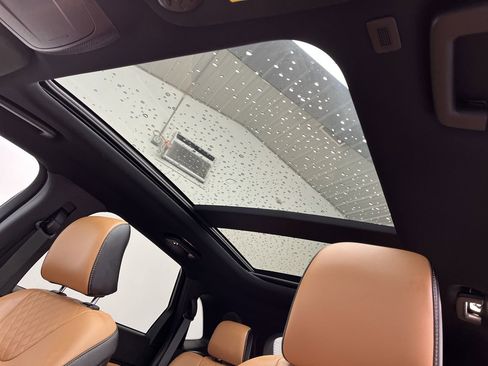 Certified 2024 Ford Edge Titanium w/ Titanium Elite Package AWD/4WD image 7