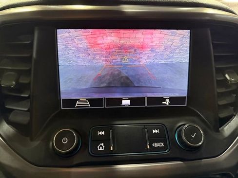 Used 2020 GMC Acadia AT4 w/ Driver Alert Package II AWD/4WD image 9