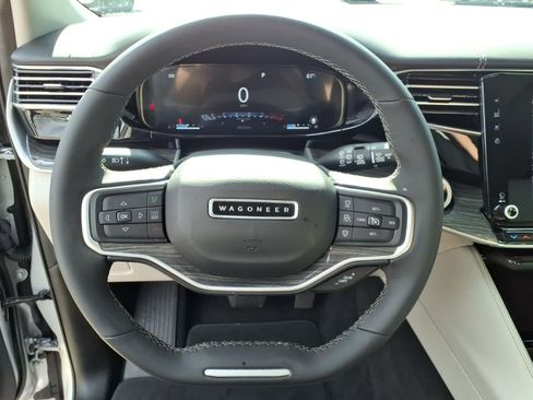 Used 2022 Jeep Wagoneer Series II w/ Premium Group I image 38