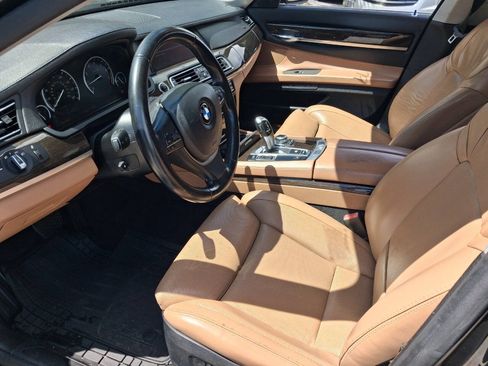 Used 2012 BMW 750Li RWD image 10