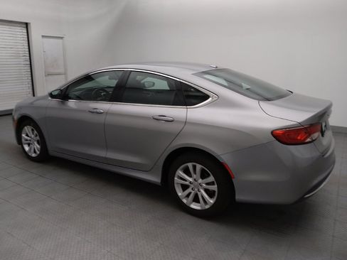 Used 2015 Chrysler 200 Limited w/ Convenience Group FWD image 3