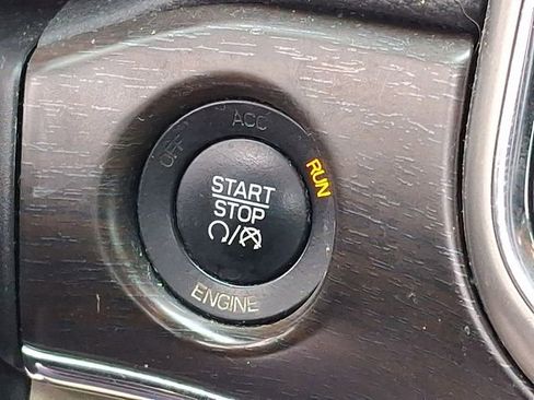 Used 2016 Jeep Grand Cherokee Limited image 15