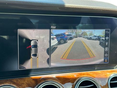 Used 2020 Mercedes-Benz E 350 4MATIC Sedan image 25