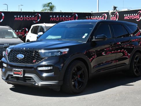 Used 2022 Ford Explorer ST w/ ST Street Pack RWD image 3