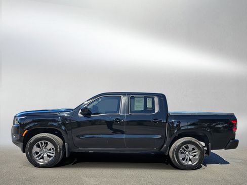 Used 2025 Nissan Frontier SV AWD/4WD image 32