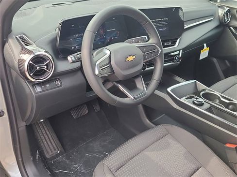 New 2026 Chevrolet Equinox LT image 19