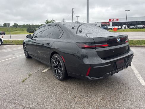 Used 2023 BMW 740i RWD image 3