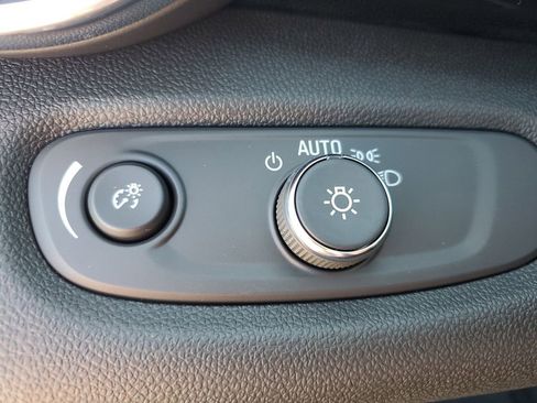 New 2026 Chevrolet Trax RS image 22