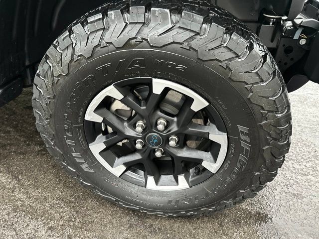 Used 2024 Jeep Wrangler Unlimited Rubicon 4xe w/ Convenience Group AWD/4WD image 9