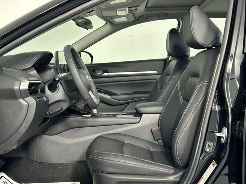 Used 2025 Nissan Altima 2.5 SL image 28