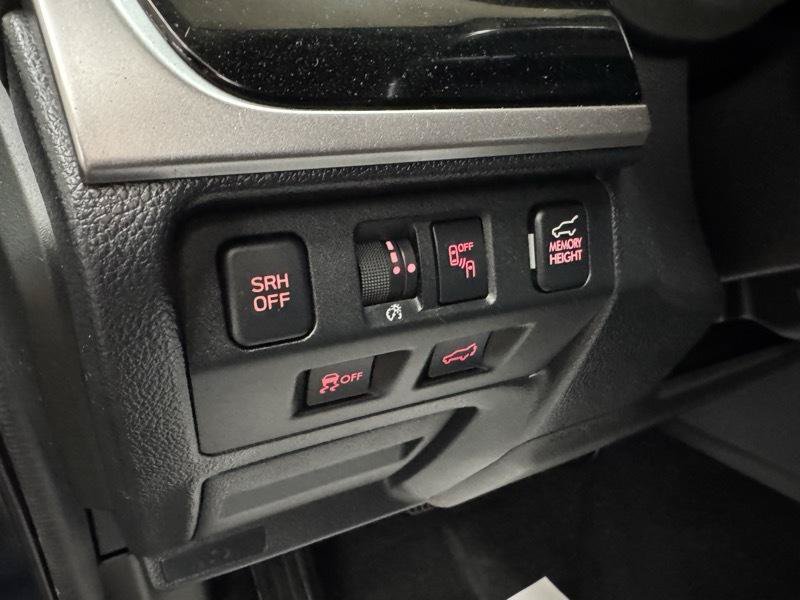 Used 2018 Subaru Forester 2.5i Limited AWD/4WD image 14