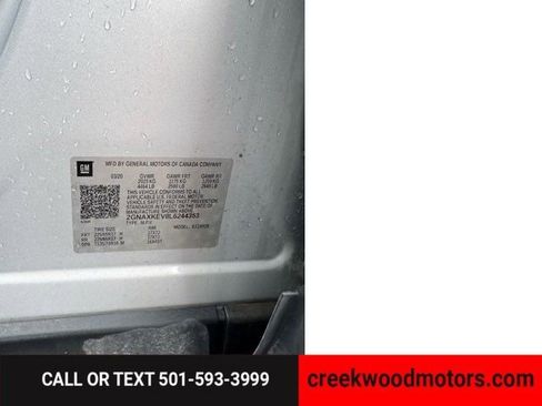 Used 2020 Chevrolet Equinox LT image 18