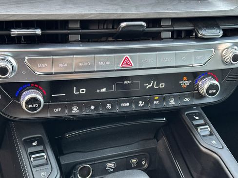 Used 2024 Kia Telluride SX Prestige X-Line image 22