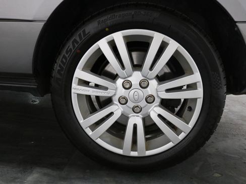 Used 2011 Land Rover Range Rover Supercharged AWD/4WD image 29