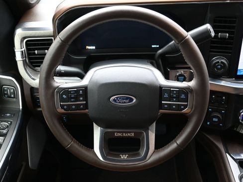 Used 2025 Ford F250 King Ranch AWD/4WD image 15
