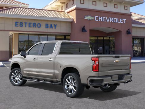 New 2026 Chevrolet Silverado 1500 High Country w/ High Country Premium Package AWD/4WD image 3