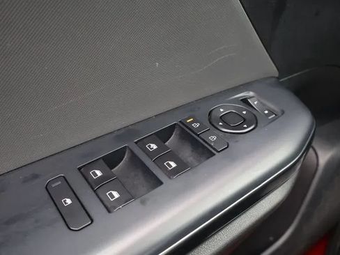 Used 2025 Kia K4 FWD image 20